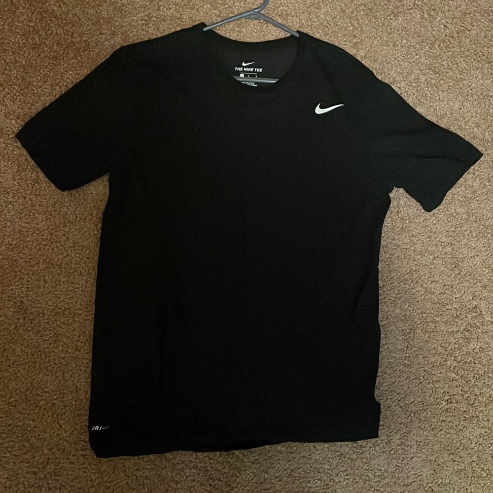Black Nike Tee Shirt (Dri Fit) (Never Worn)